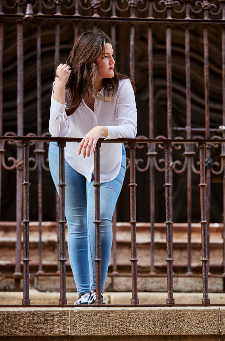 curvy woman